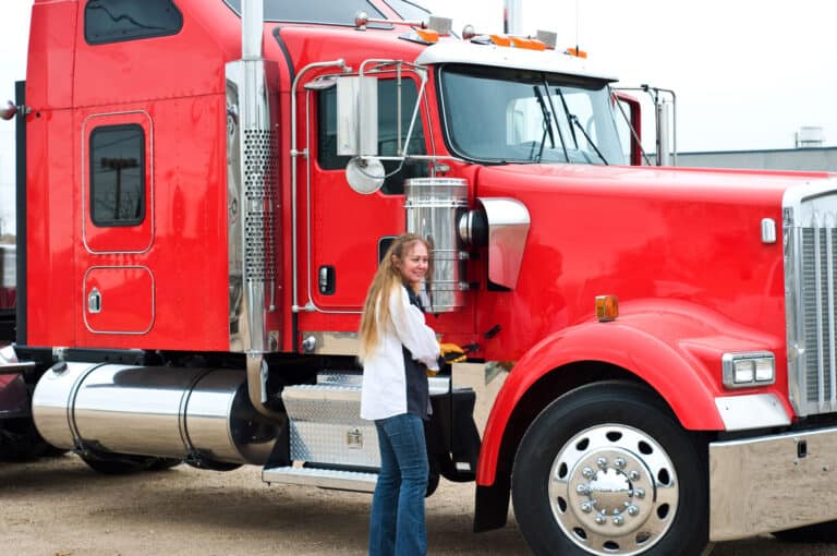 Female-Truck-Driver